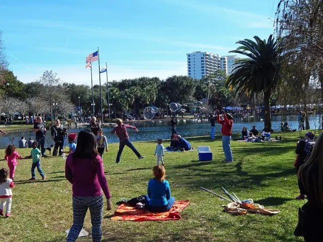 Lake Eola Park- We are only 9 minutes away at Fruit Tree Home