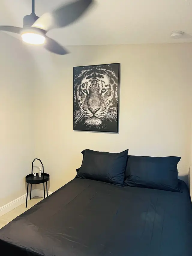 Dr. Blacks full size Bedroom at The Clue House