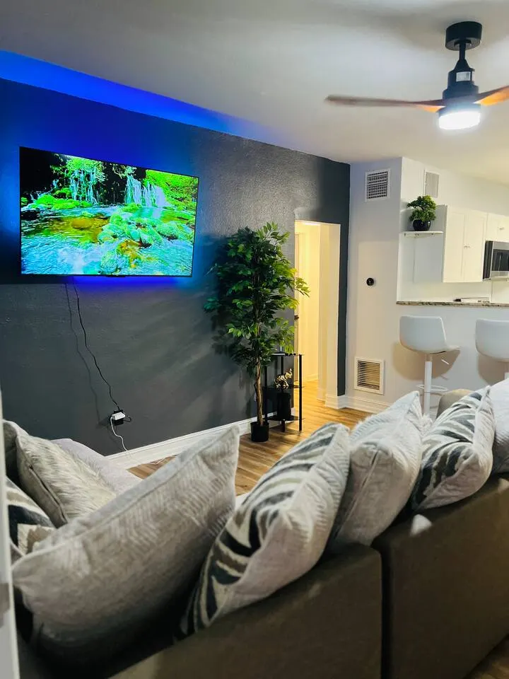Inside the house at Cozy Home, a Libema home in Orlando