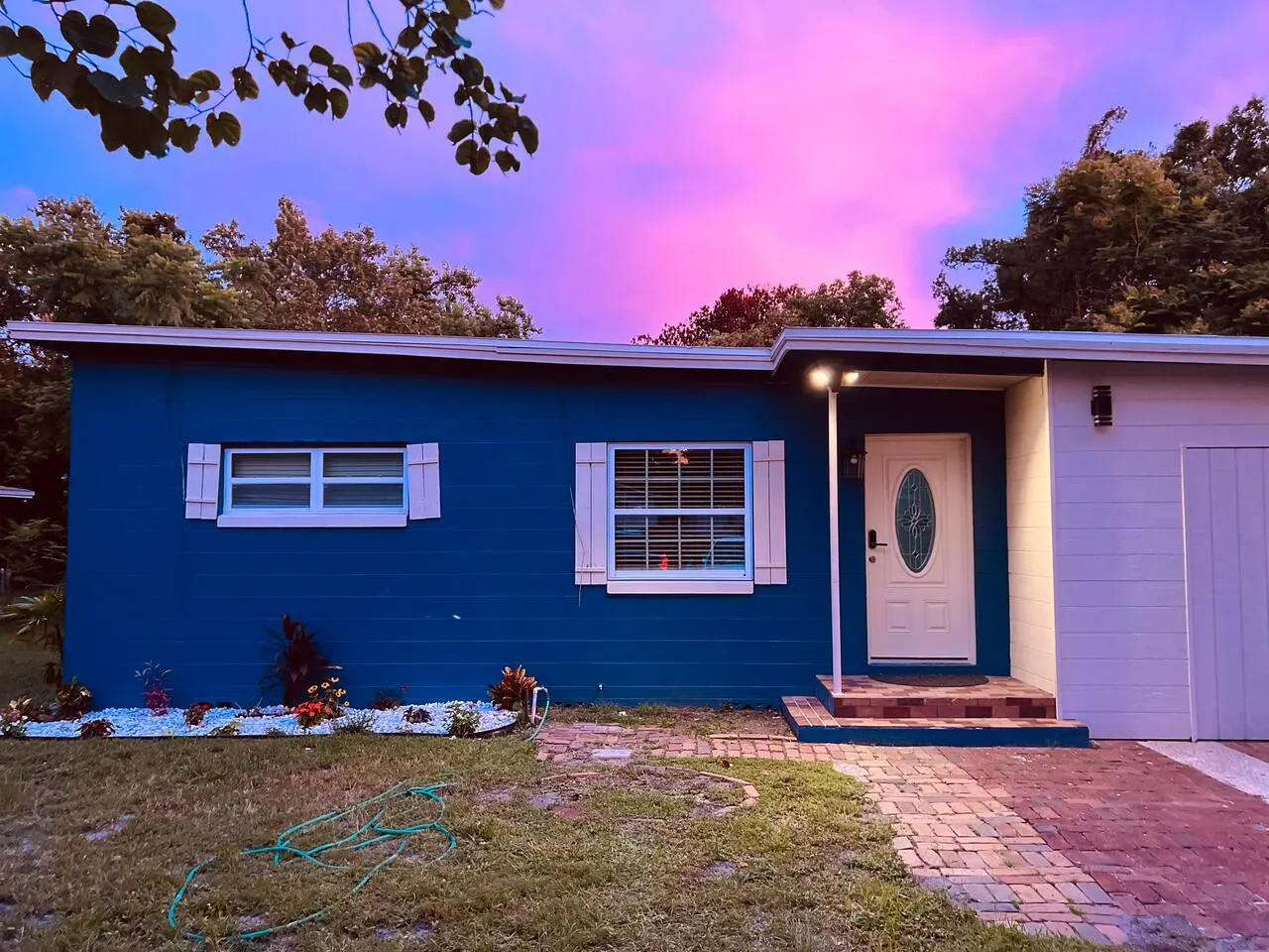 Inside the house at Cozy Home, a Libema home in Orlando