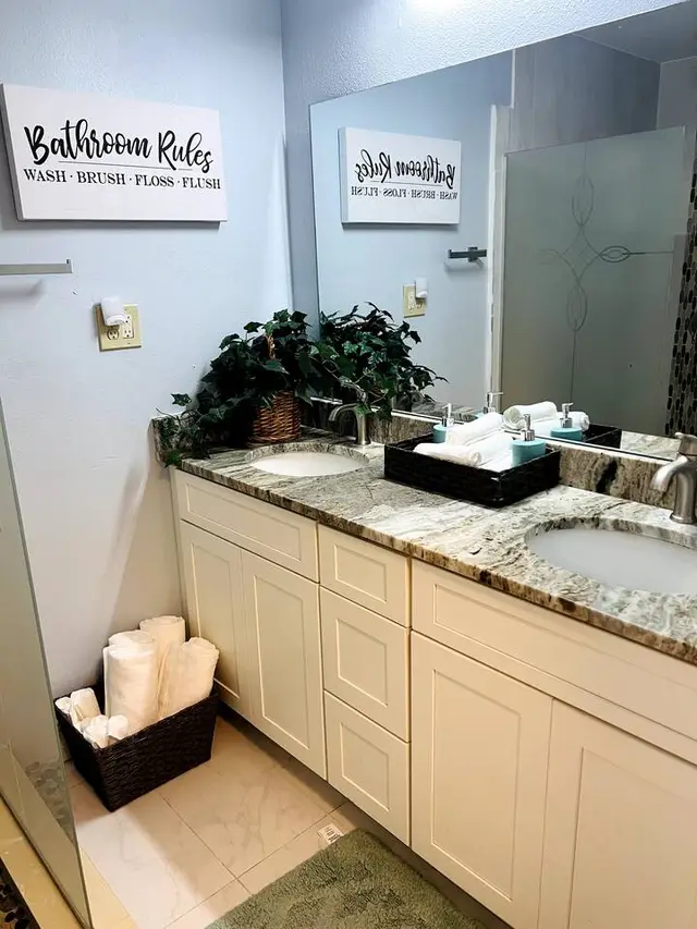 Bathroom 1 at Entertainment Home